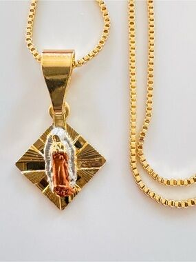 14K Gold Plated Three Tone Virgin Mary Pendant Necklace. New